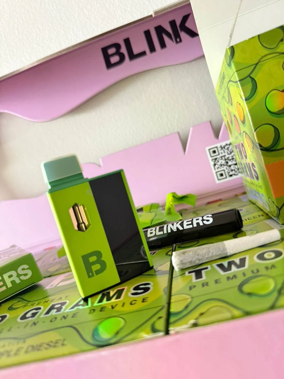 Blinkers 2G Disposable with Hash Hole