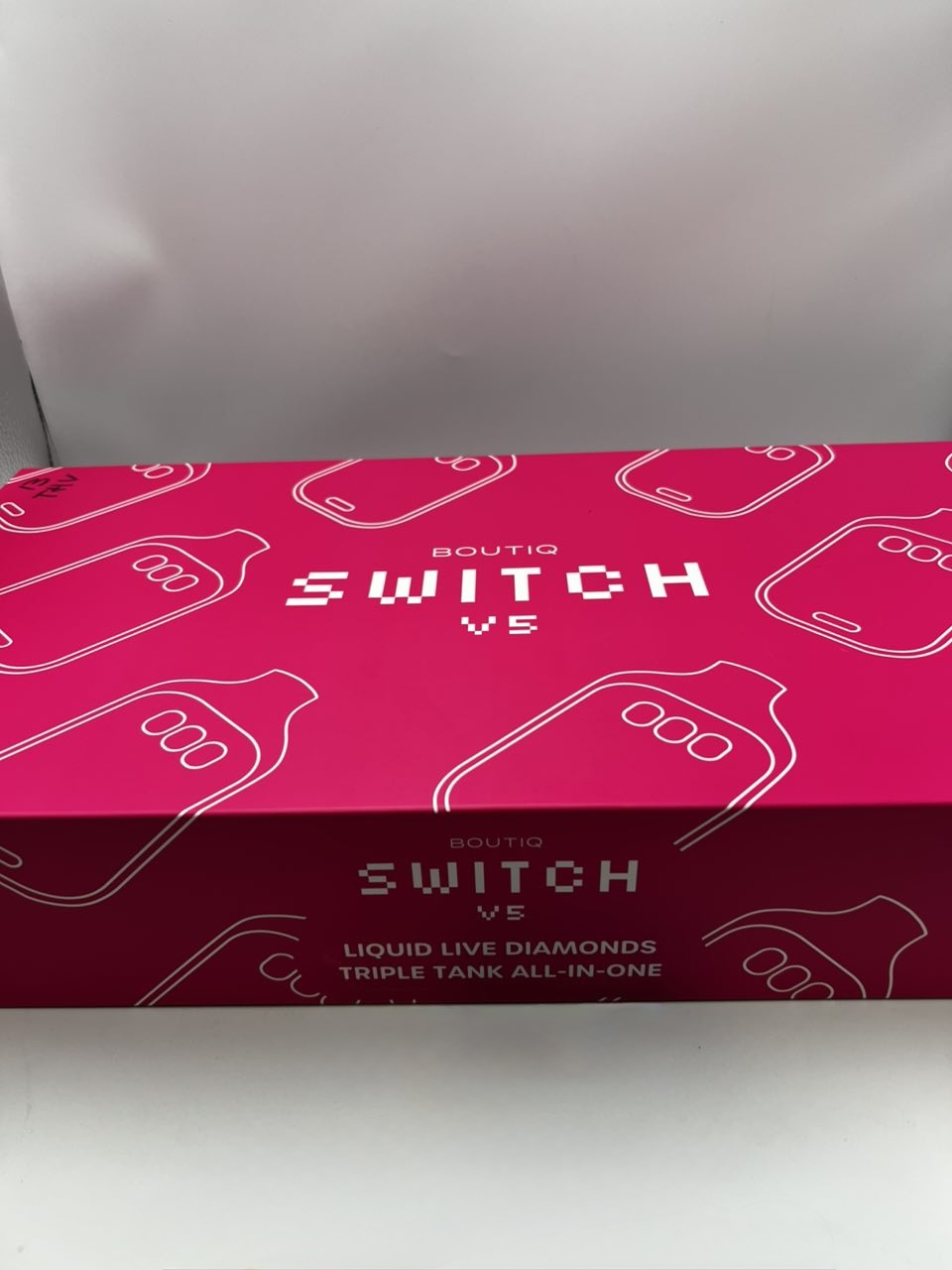 Boutiq Switch V5 2G Disposable – Liquid Live Diamonds Triple Tank All-In-One - Image 6