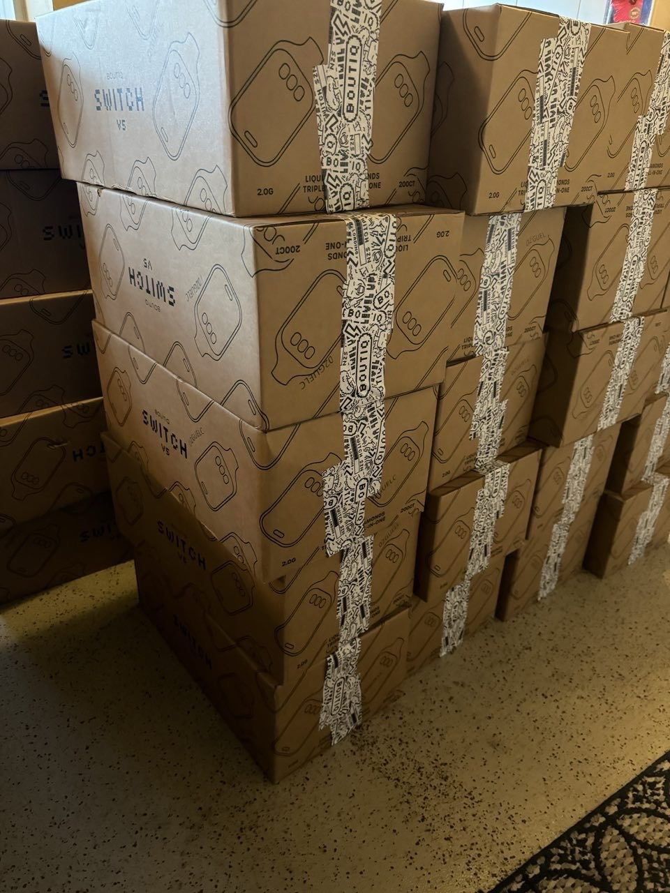 Boutiq Switch V5 2G Disposable – Liquid Live Diamonds Triple Tank All-In-One - Image 5